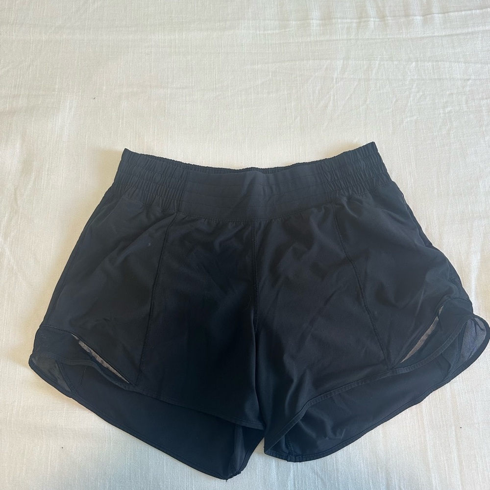 Lululemon Hotty Hot Shorts High Rise 4”